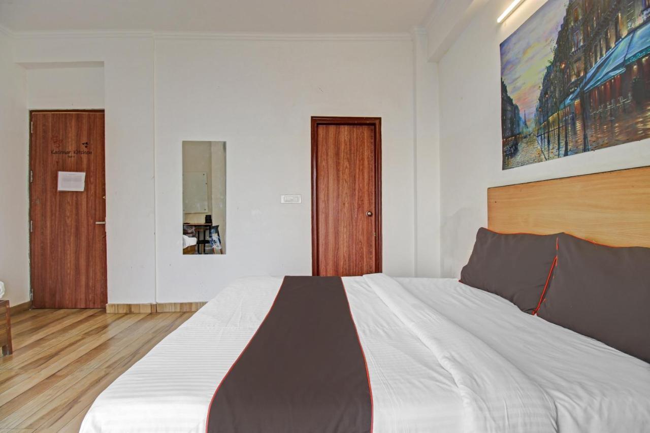 Hotel Super Townhouse Kachnar House Vikas Nagar Hasanganj Esterno foto