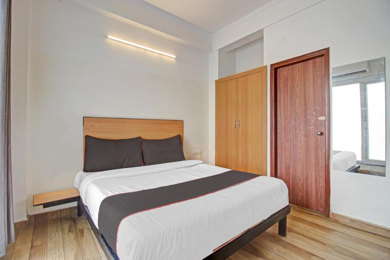 Hotel Super Townhouse Kachnar House Vikas Nagar Hasanganj Esterno foto