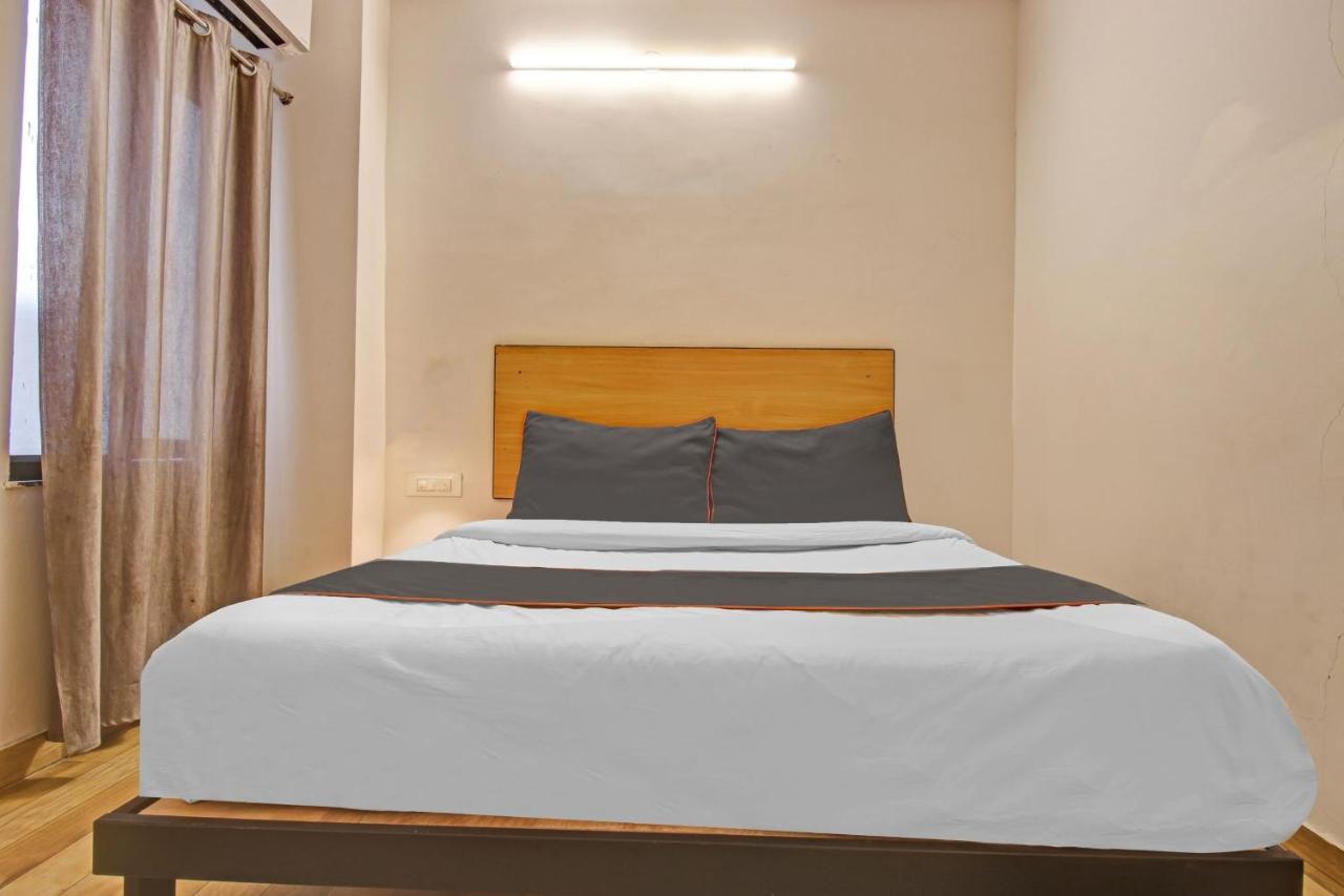 Hotel Super Townhouse Kachnar House Vikas Nagar Hasanganj Esterno foto