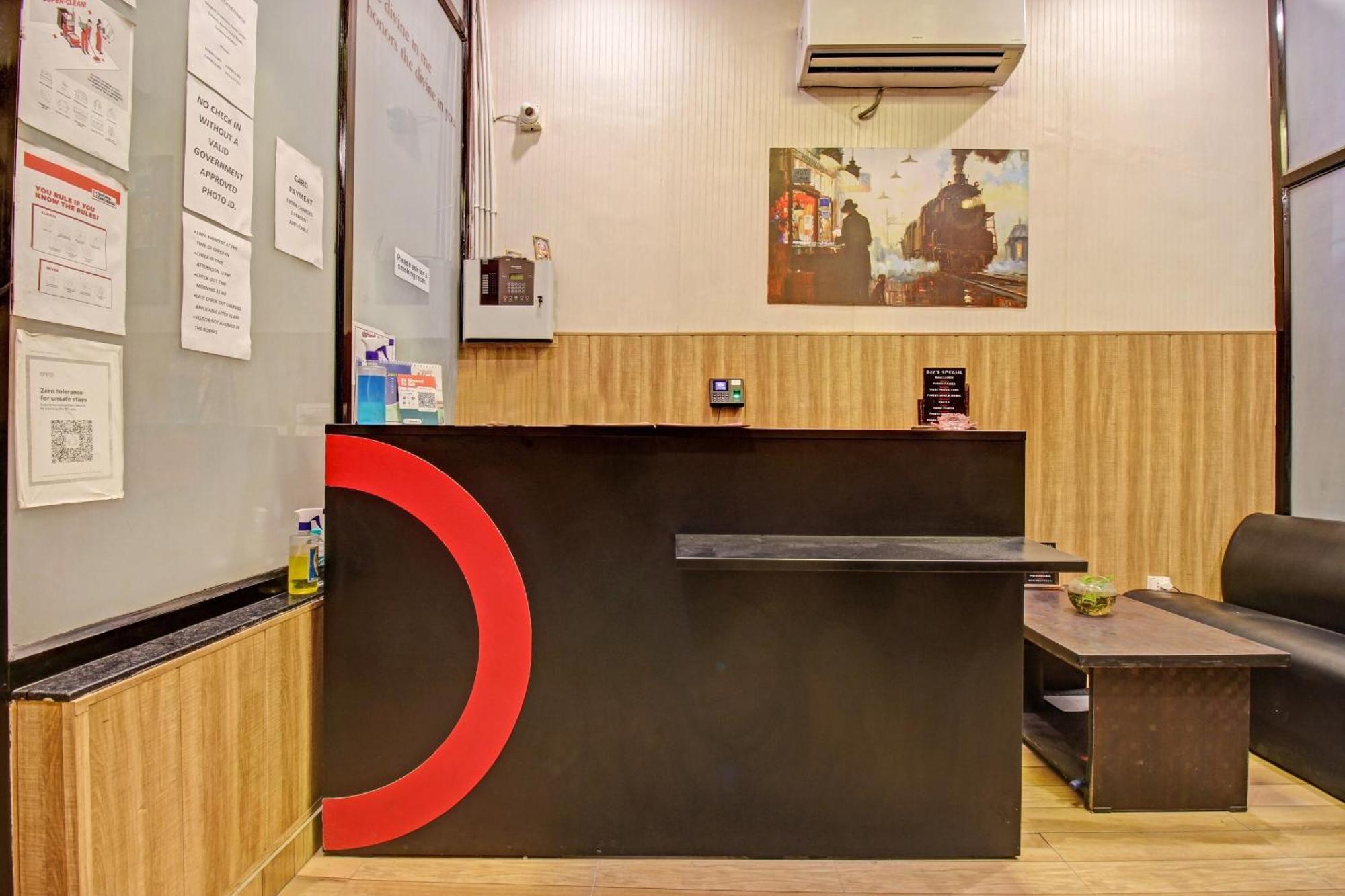 Hotel Super Townhouse Kachnar House Vikas Nagar Hasanganj Esterno foto